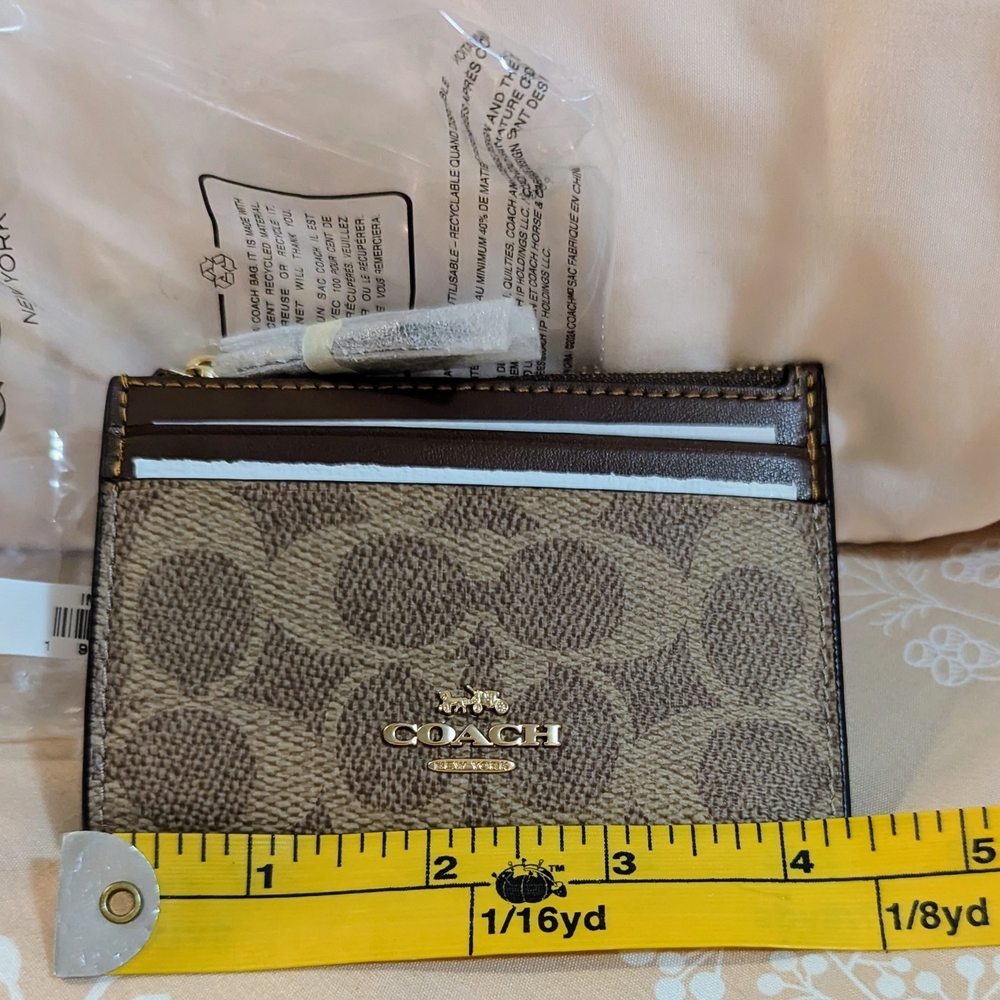 Coach Brown Card Holder - Picture 3 of 5